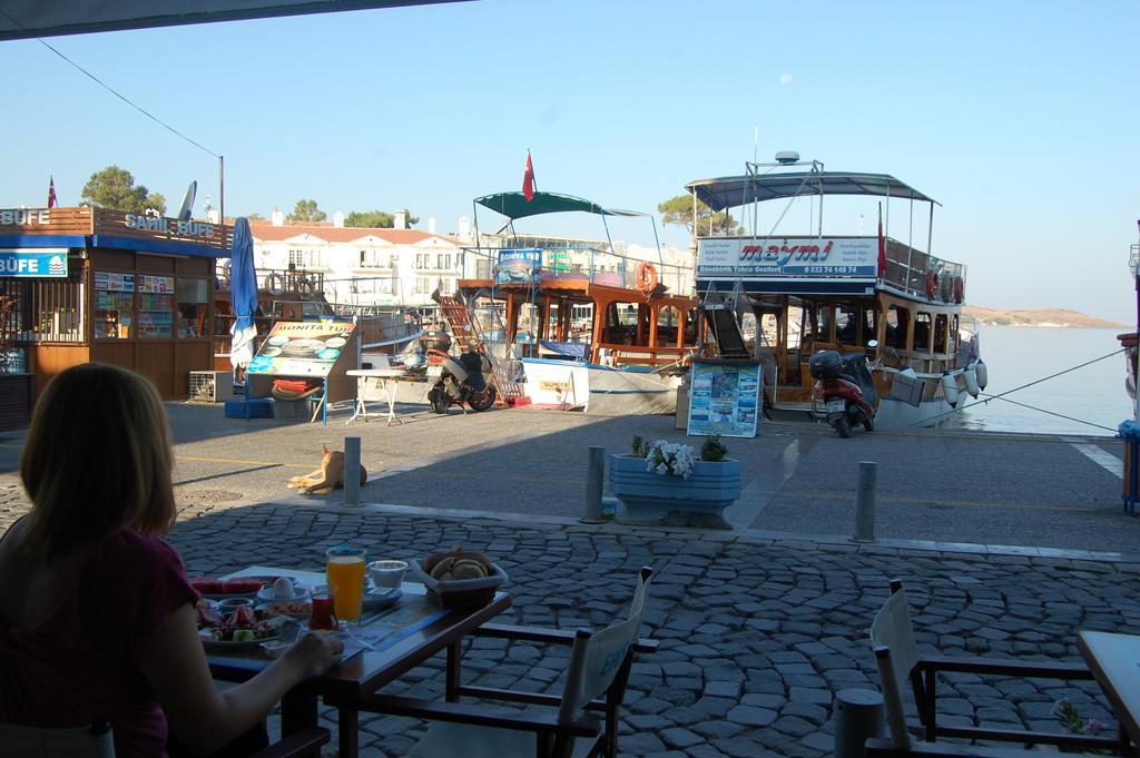 Villa Dedem Hotel Foça Bagian luar foto