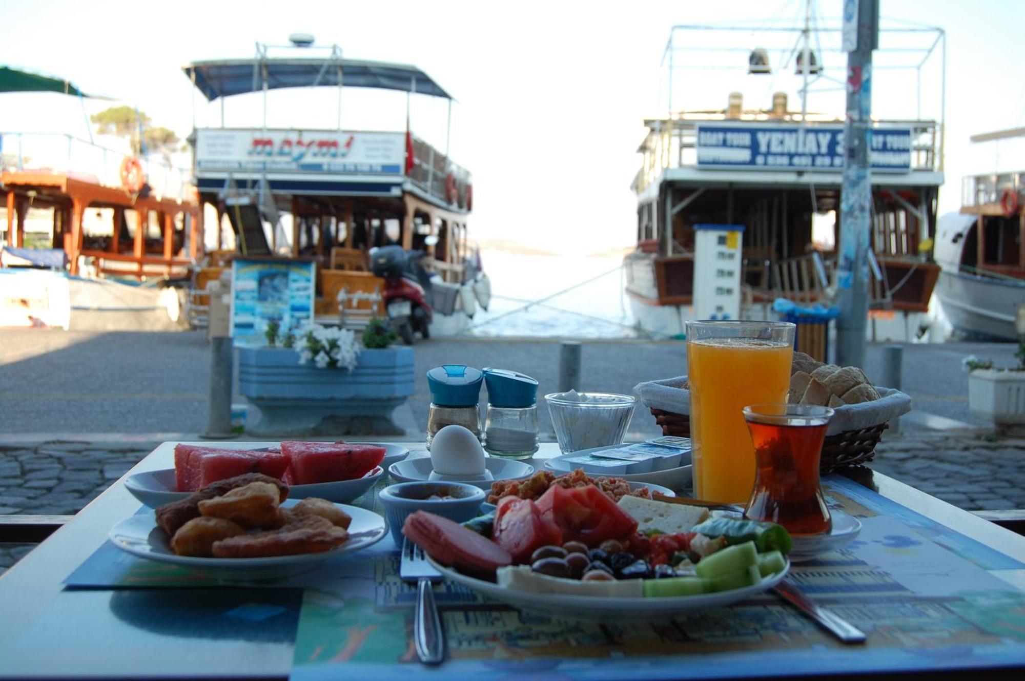 Villa Dedem Hotel Foça Bagian luar foto